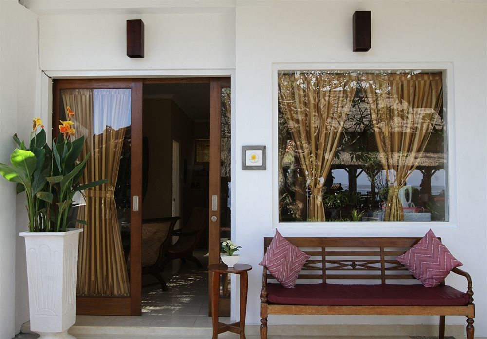 Villa Agung Beach Inn Lovina Exterior foto